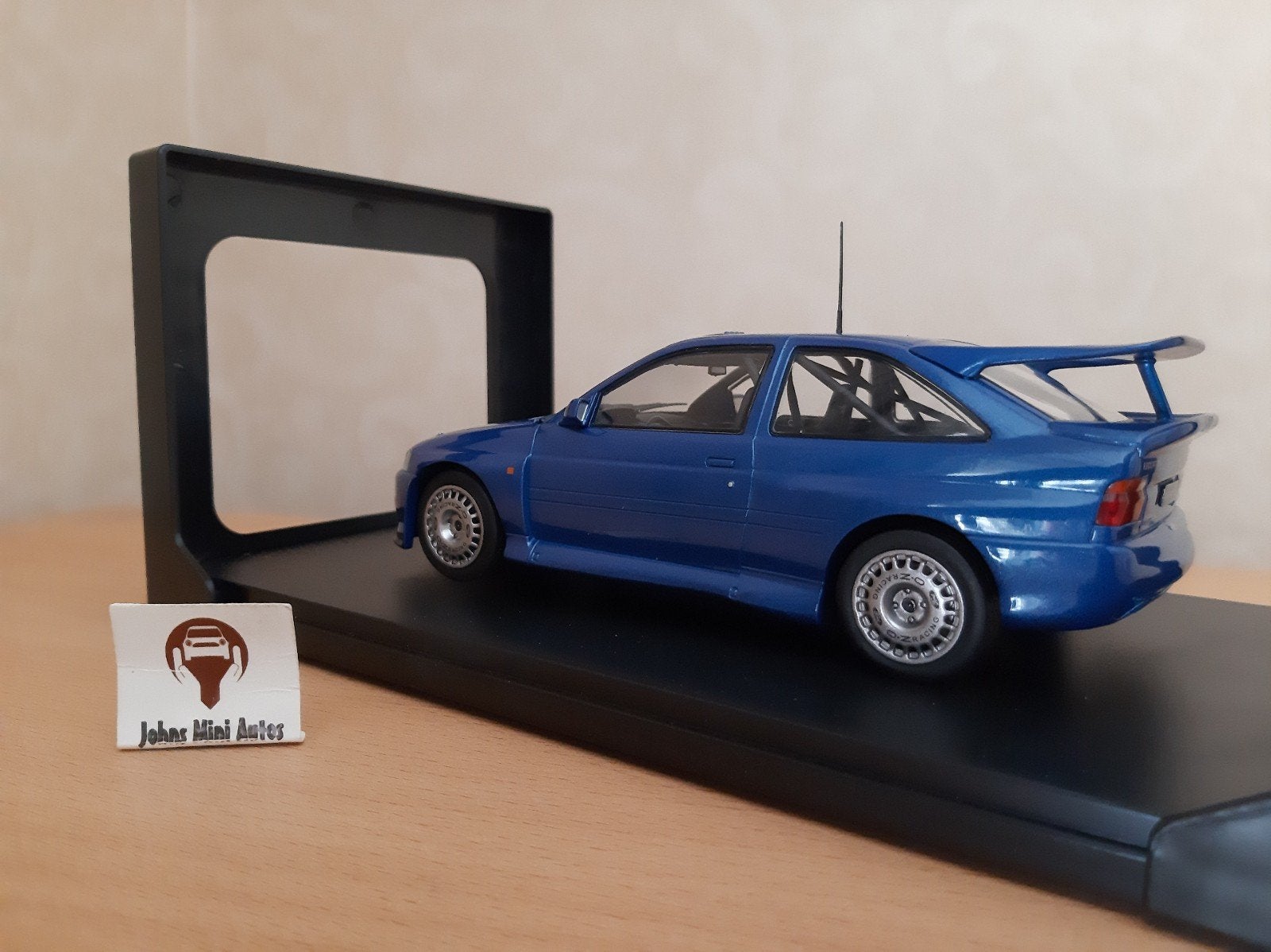 Ford Escort RS Cosworth blauw-metallic van Whitebox 1:24, Overige merken, Auto, Nieuw, Ophalen of Verzenden