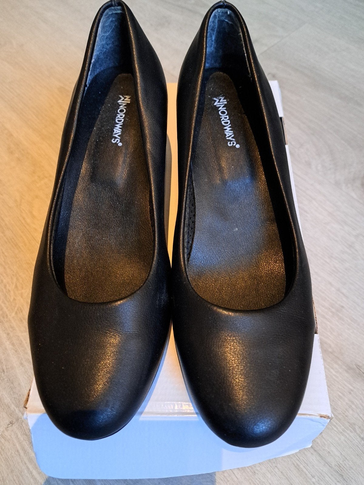 Nordways hexagrip pumps, Ophalen of Verzenden, Zo goed als nieuw, Instappers, Zwart