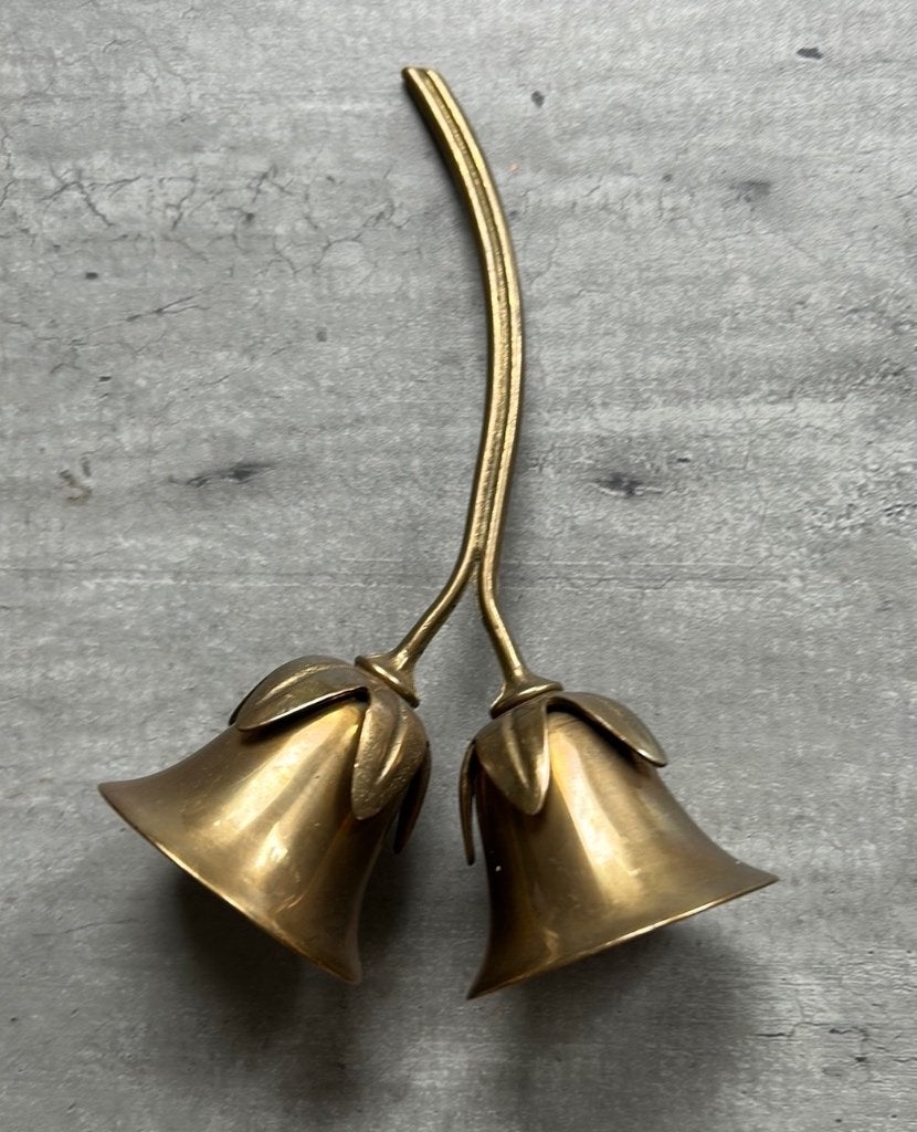 Art Nouveau stijl tafelbel, dubbele klokjesbloem 14,5 cm, Antiek en Kunst, Ophalen of Verzenden, Koper