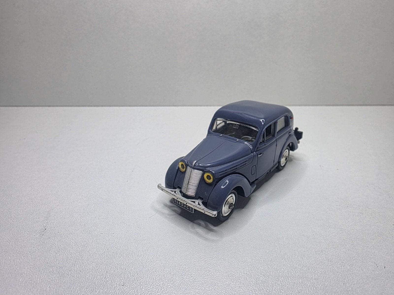 renault juvaquatre, Ophalen of Verzenden, Auto, Norev