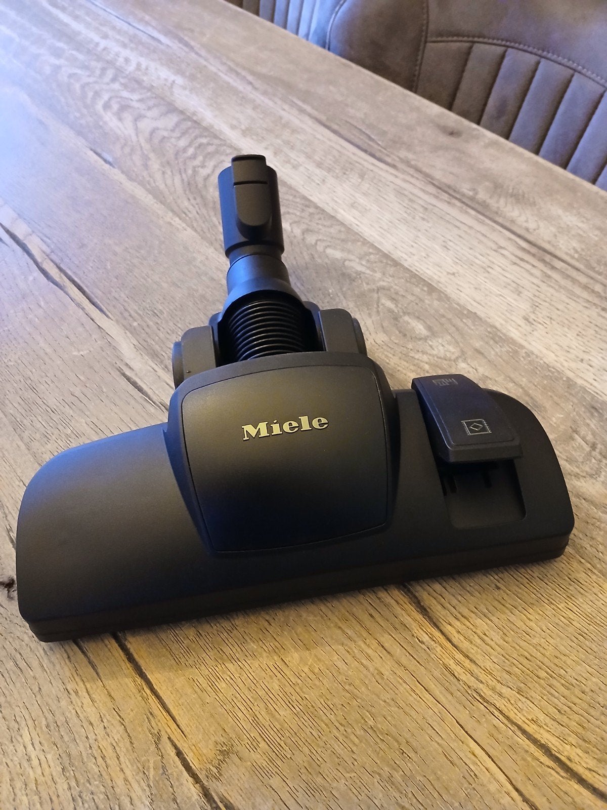 Nieuw zuigstuk voor Miele stofzuiger, Ophalen, Nieuw, Geschikt voor harde vloeren, Miele