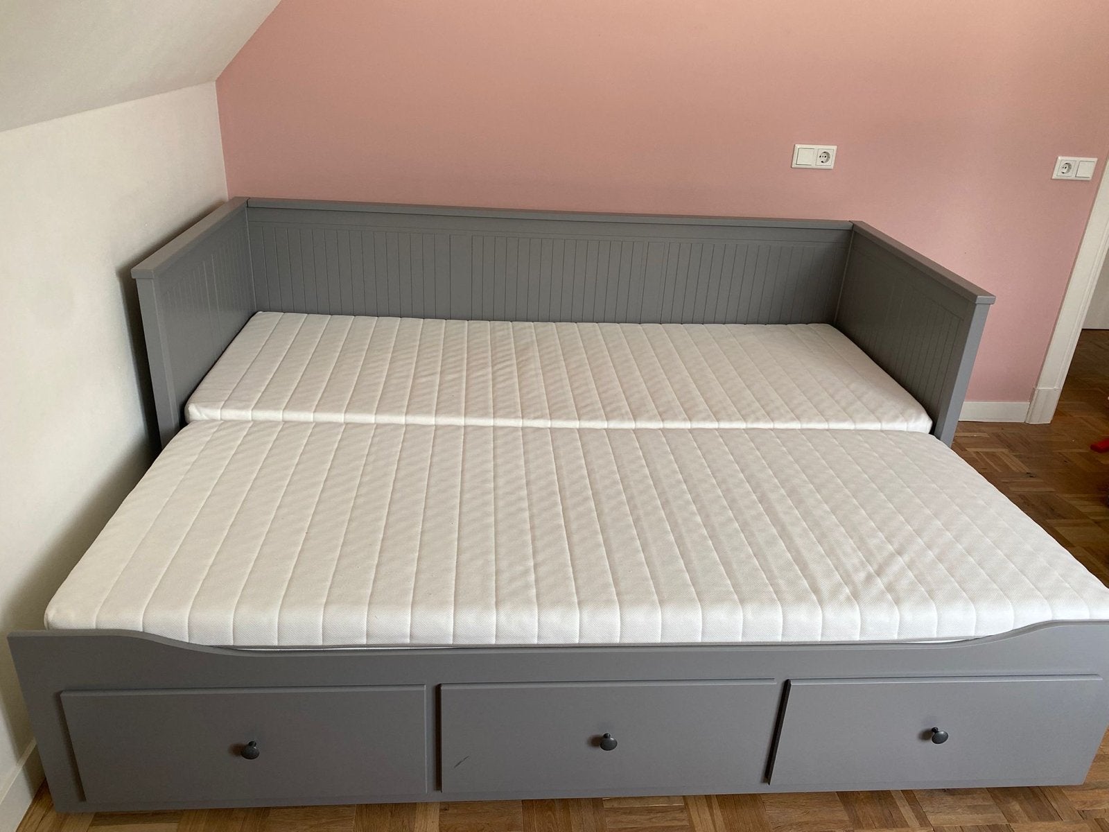 IKEA Hemnes Bedbank Grijs met 3 Lades - Een- of Tweepersoons, Ophalen, Gebruikt, Tweepersoons, Grijs