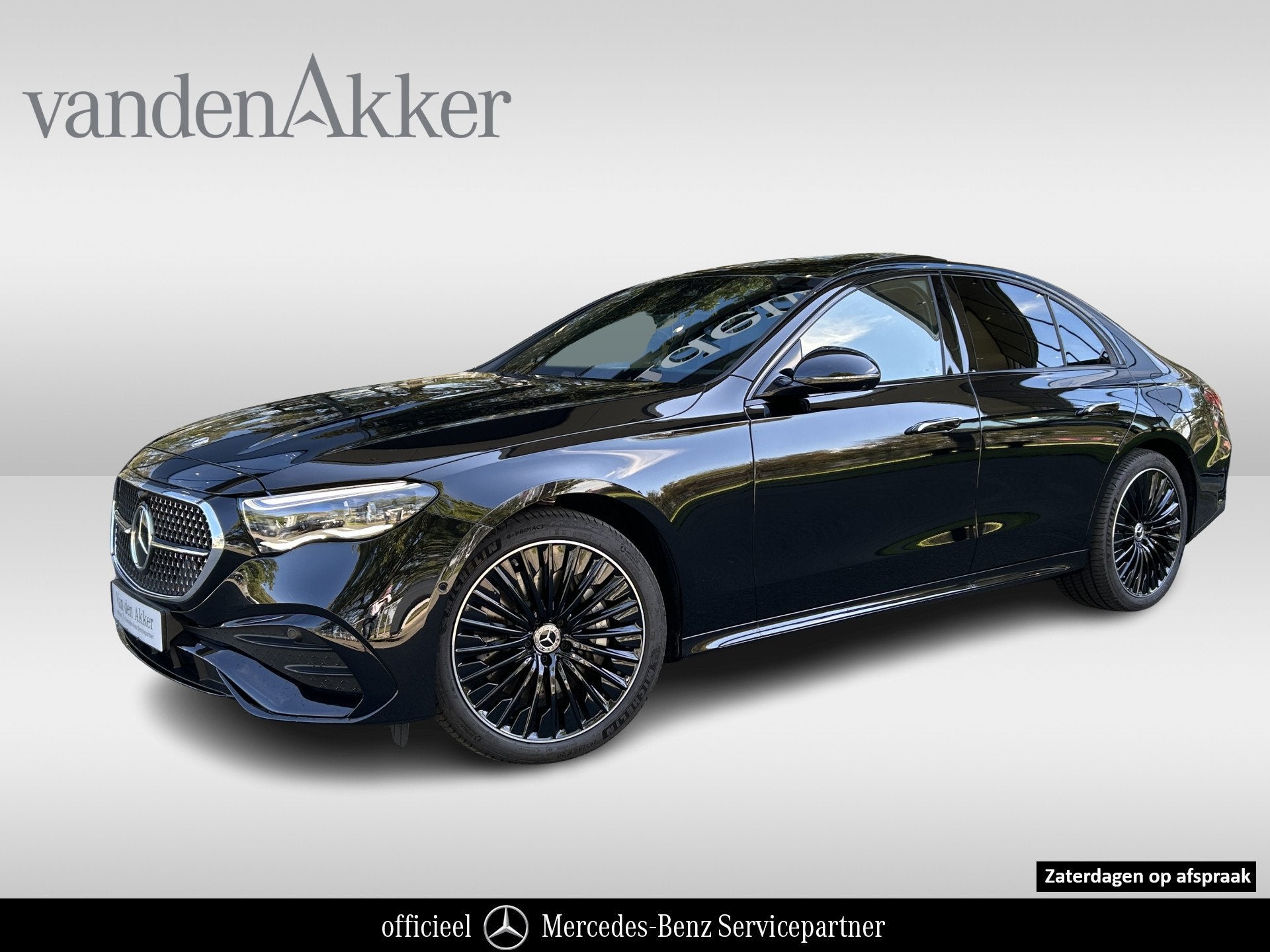 Mercedes-Benz E-Klasse 300e Sport Edition AMG // Hyperscreen, Auto's, Automaat, 12 maanden, Achterwielaandrijving, Gebruikt