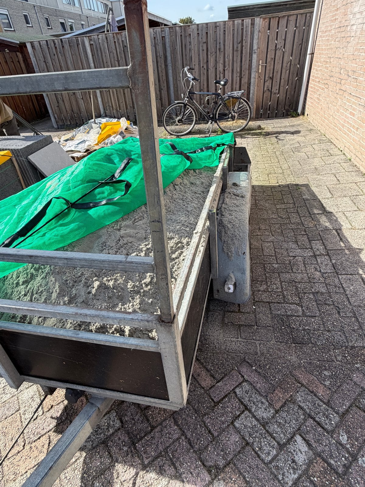 Gratis tuinzand af te halen, Ophalen of Verzenden, Gebruikt, Ophoogzand