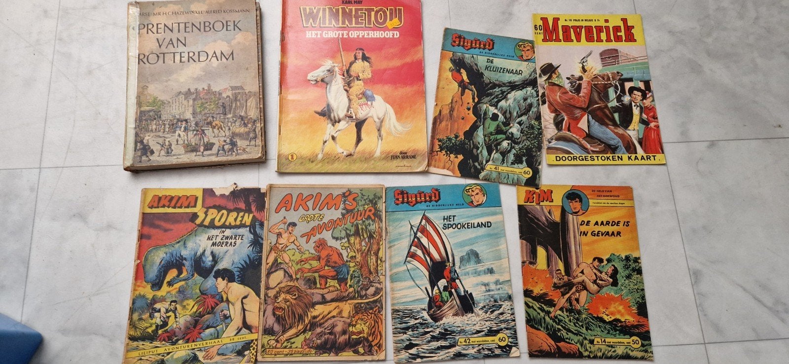 Grote collectie vintage stripboeken jaren 60-90, Boeken, Meerdere stripboeken, Ophalen of Verzenden, Gelezen