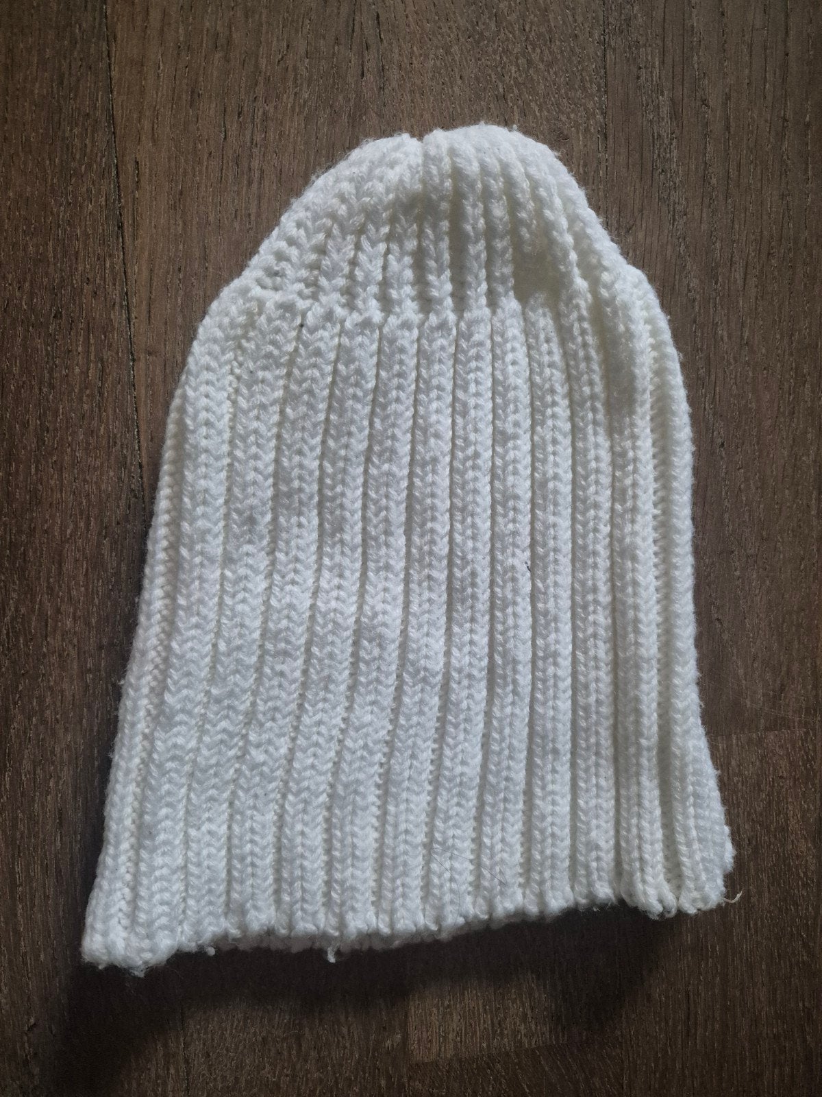 Witte gebreide muts - One size fits all, Kleding | Dames, Hoeden en Petten, Hoed, One size fits all, Ophalen of Verzenden, Onbekend
