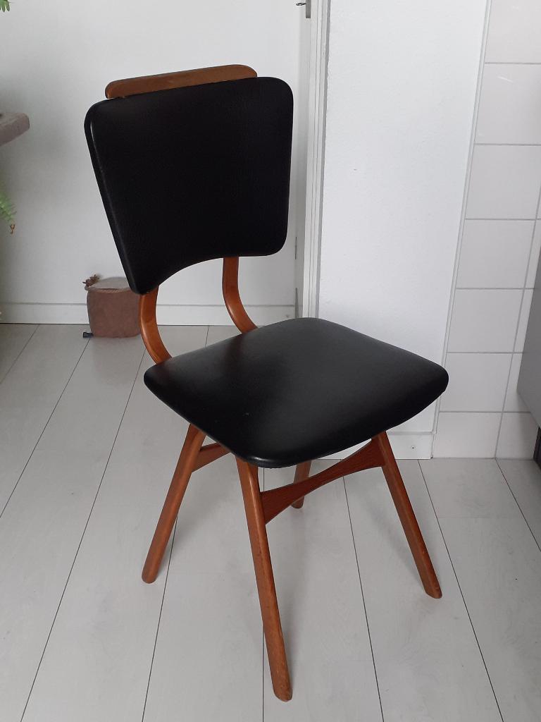 4 (3) vintage jaren 60 mid century stoelen, 1 gerepareerd, Huis en Inrichting, Stoelen, Ophalen, Gebruikt, Mid century, Bruin