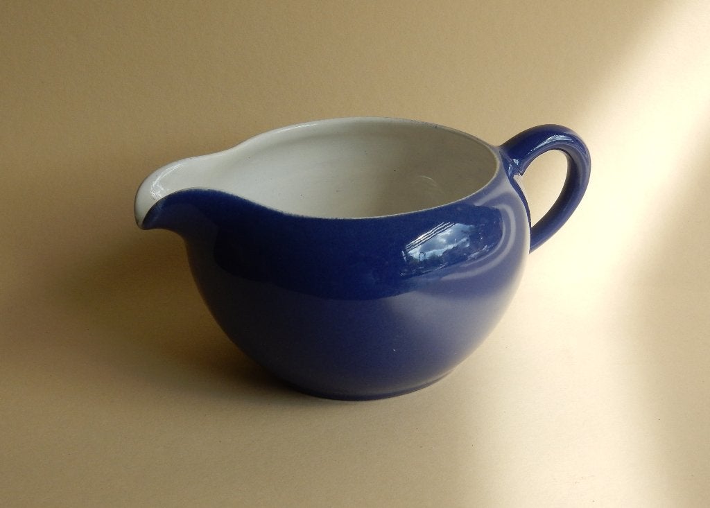 Fris Edam room / melkkannetje donker blauw, Ophalen of Verzenden, Zo goed als nieuw, Bord(en), Overige stijlen