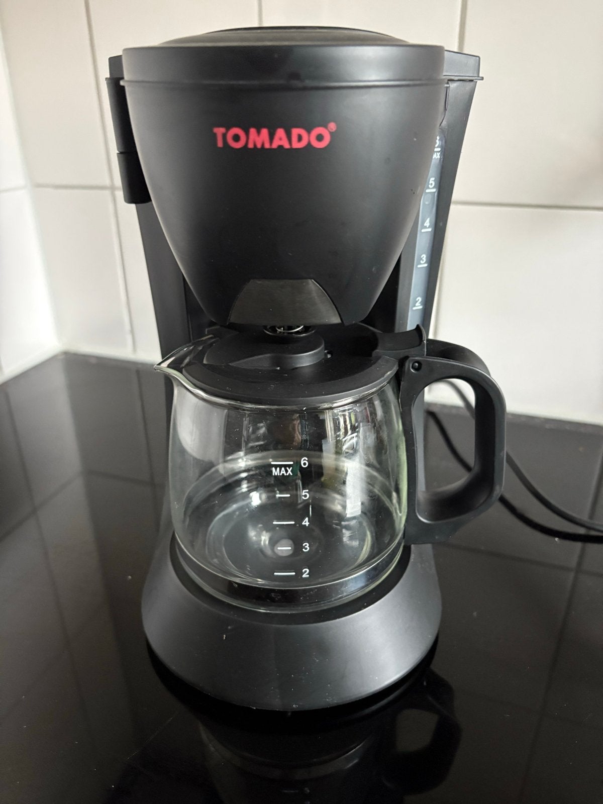 Tomado koffiezetapparaat - Zwart - Gebruikt, Witgoed en Apparatuur, Gebruikt, Koffiemachine, Gemalen koffie, Ophalen of Verzenden