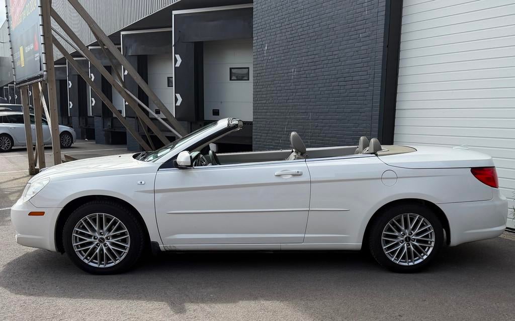 Chrysler Sebring 2.7i V6 Touring Convertible AUTOMAAT/LEDER/, Auto's, Stoelverwarming, 450 kg, Gebruikt, Beige