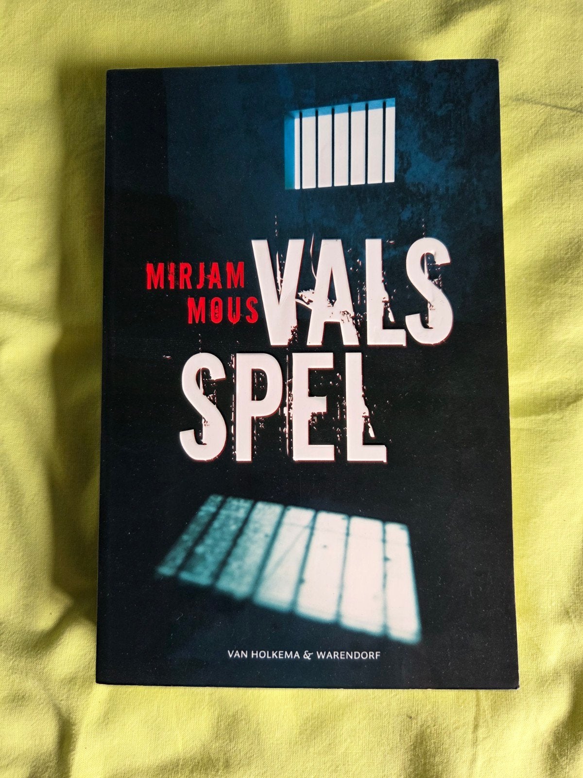 Mirjam Mous - Vals Spel (Thriller), Ophalen of Verzenden, Zo goed als nieuw, Mirjam Mous, Nederland