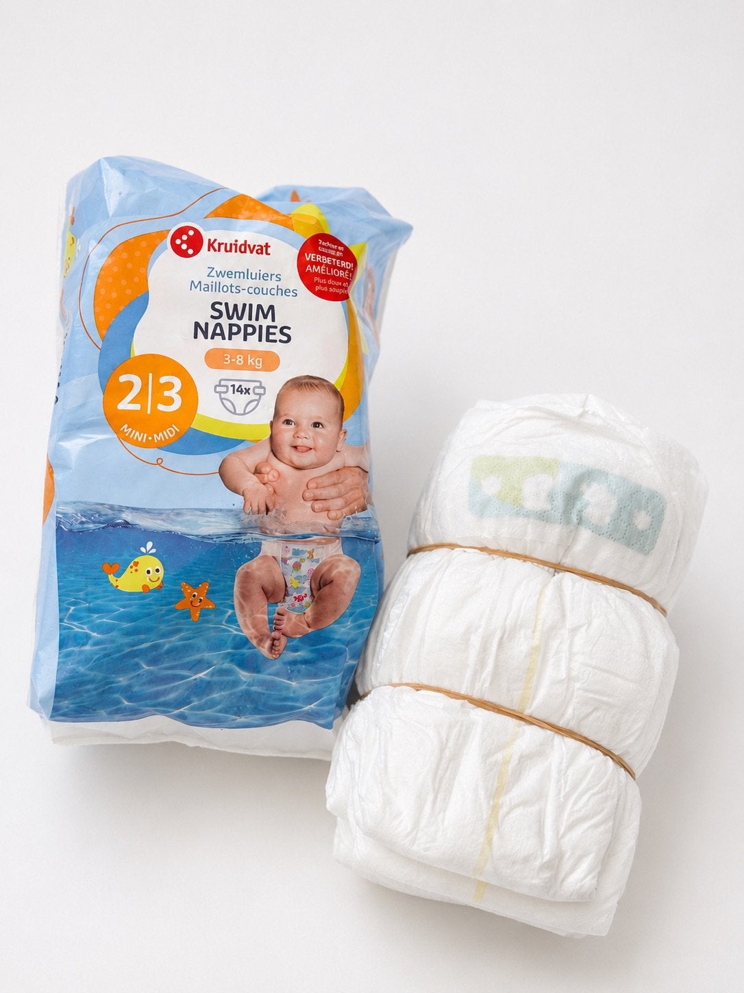 Kruidvat Newborn 11x maat 2 luiers + 16x zwemluiers, Ophalen of Verzenden, Zo goed als nieuw, Overige typen