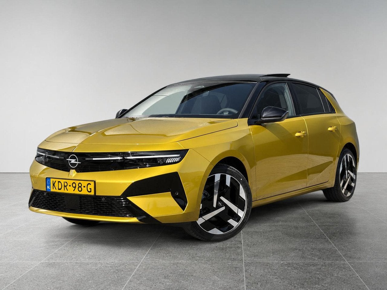 Opel Astra Electric Ultimate EV 58kWh 156pk | NIEUW MODEL! |, Automaat, Gebruikt, 156 pk, Automatische klimaatregeling