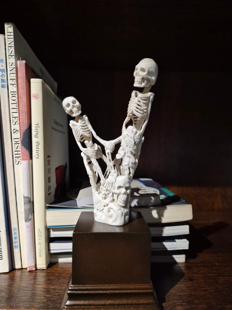 Memento Mori vervaardigd eind 19e eeuw uit hertshoorn, Ophalen of Verzenden