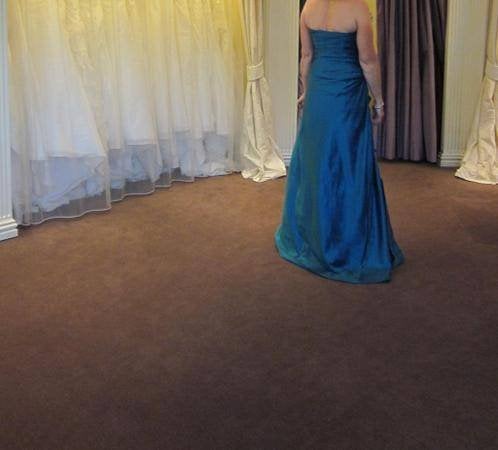trouwjurk kleur peacock, van bruidsmadeselection, maat 40, Ophalen of Verzenden, Zo goed als nieuw, Blauw, Trouwjurk