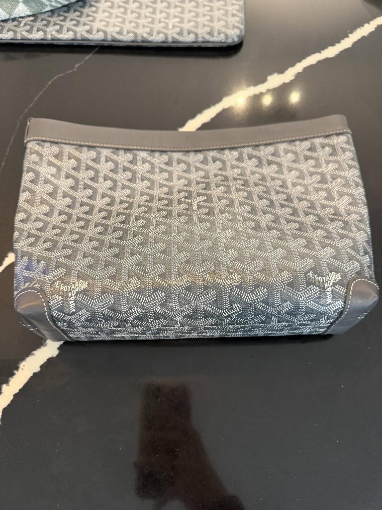 Goyard pouch grijs, Sieraden, Tassen en Uiterlijk, Toilettassen, Ophalen of Verzenden, Nieuw, Grijs, Heer of Dame