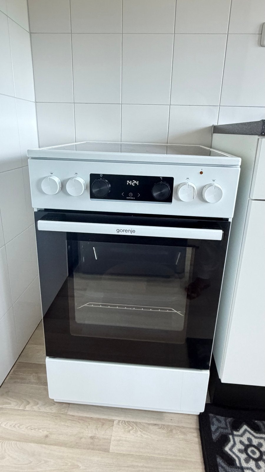 Gorenje Elektrisch Fornuis met Keramische Kookplaat, Witgoed en Apparatuur, Fornuizen, Ophalen, 60 cm of meer, 4 kookzones, Zo goed als nieuw