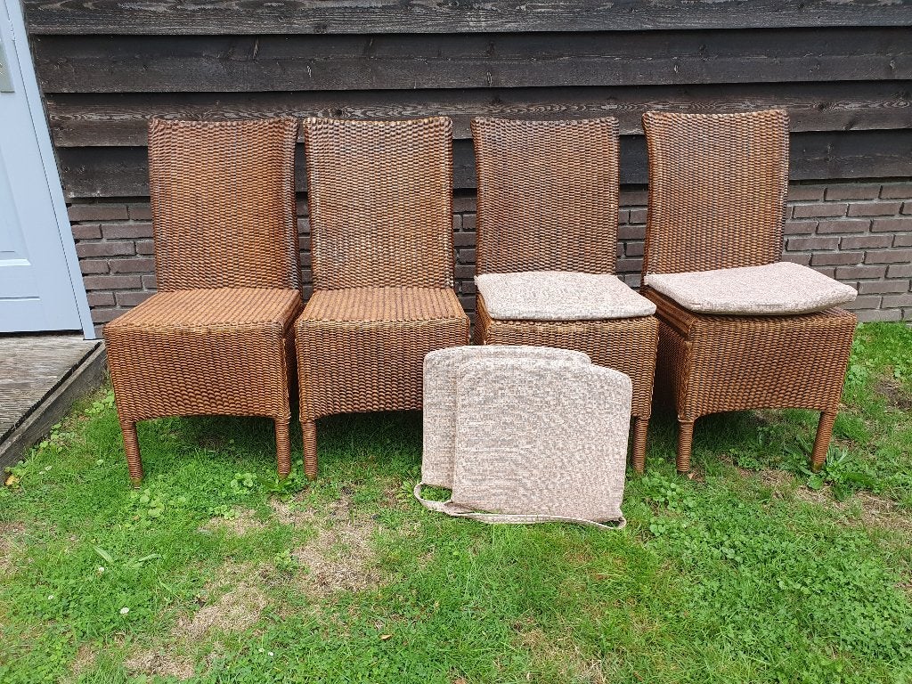 4 Rieten stoelen met kussens, Ophalen, Gebruikt, Bruin, Riet of Rotan