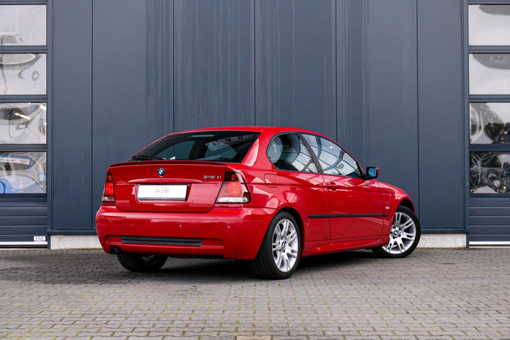 BMW 3-serie Compact 318ti M Sport | M Sport | Airco | PDC |, Achterwielaandrijving, Parkeersensor, Alcantara, Handgeschakeld