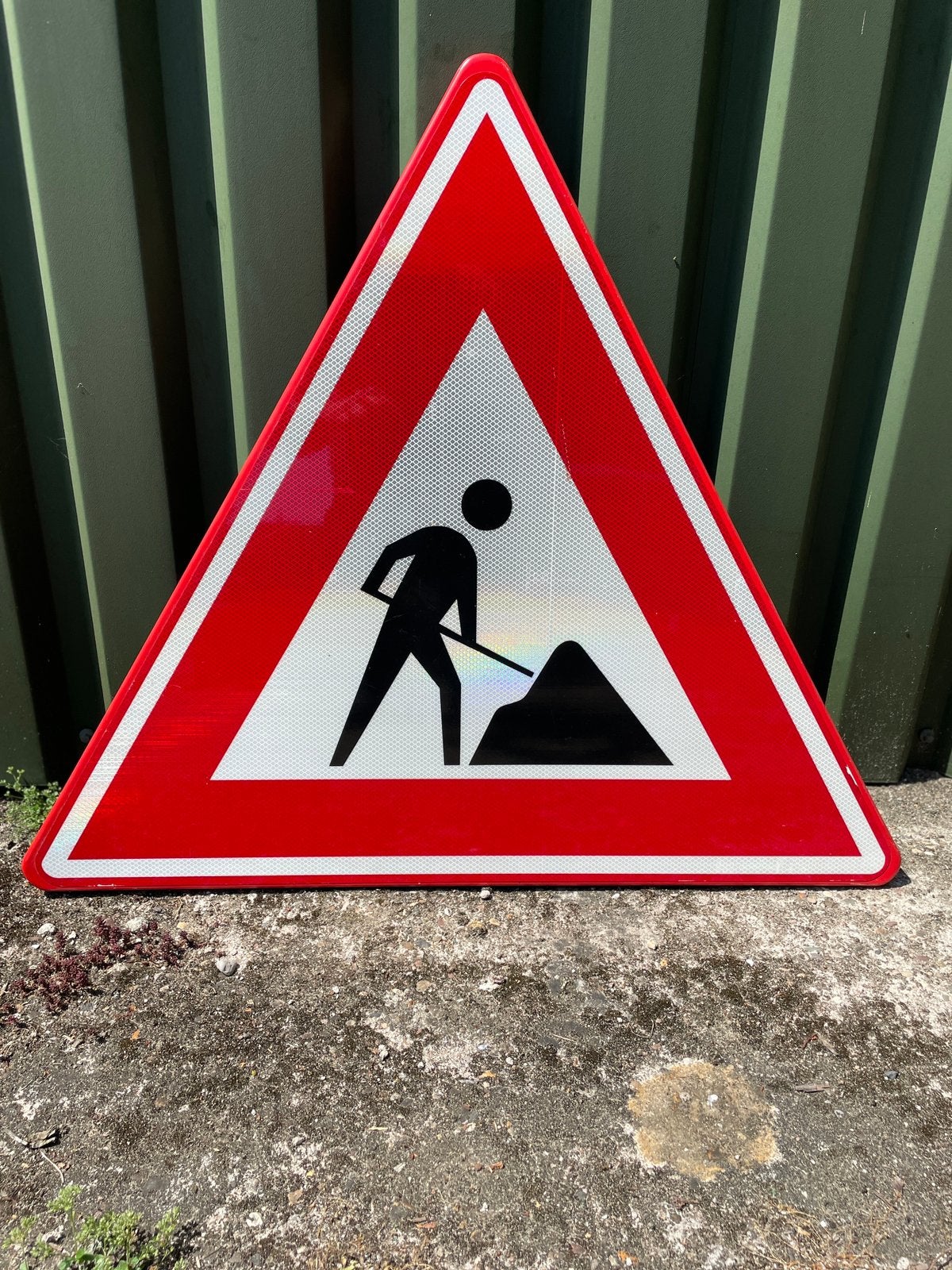 NIEUW VERKEERSBORD ‘SCHOONMOEDER’, Ophalen, Nieuw