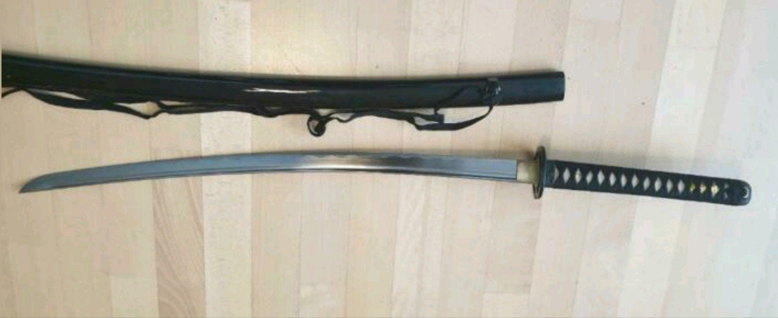 Scherp katana zwaard, samurai zwaarden, sabel, mes, dolk

Sc, Ophalen of Verzenden, Overige soorten, Azië, Zwaard of Sabel