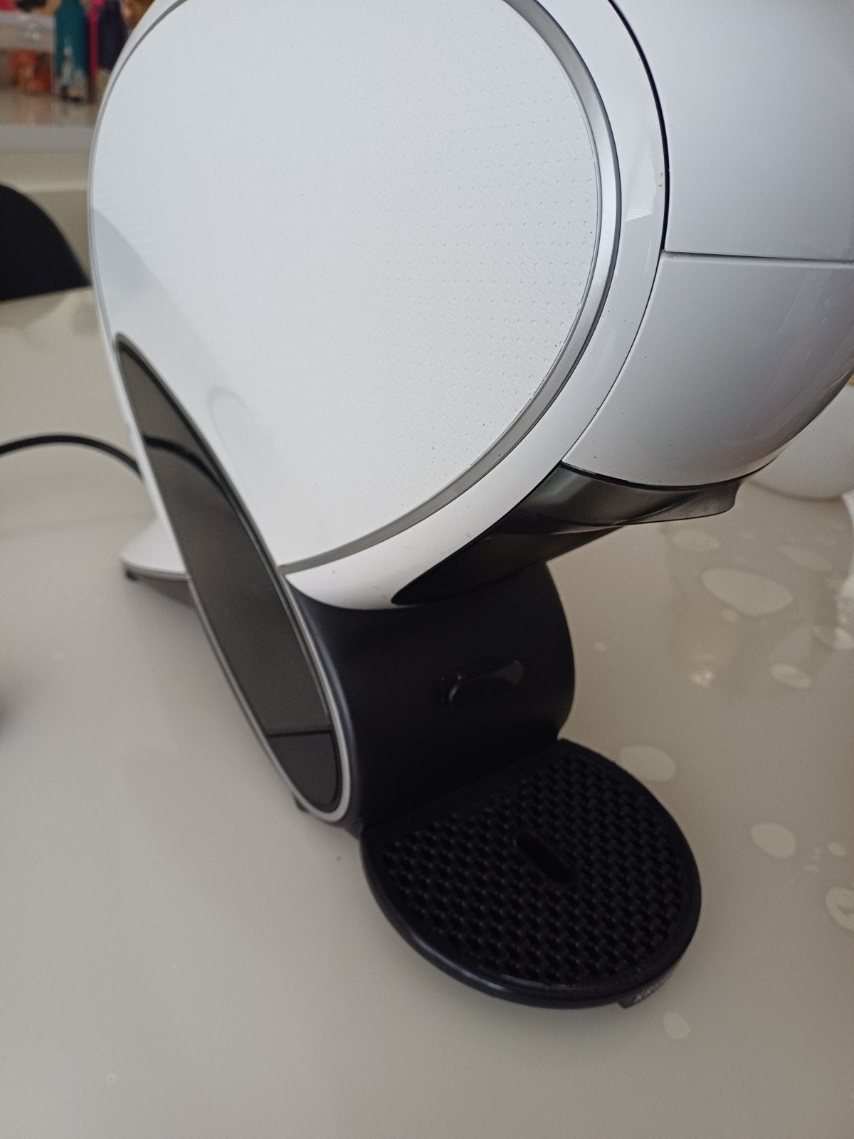 Nescafé Dolce Gusto Krups koffiezetapparaat, Ophalen, Koffiepads en cups, Koffiemachine, Zo goed als nieuw