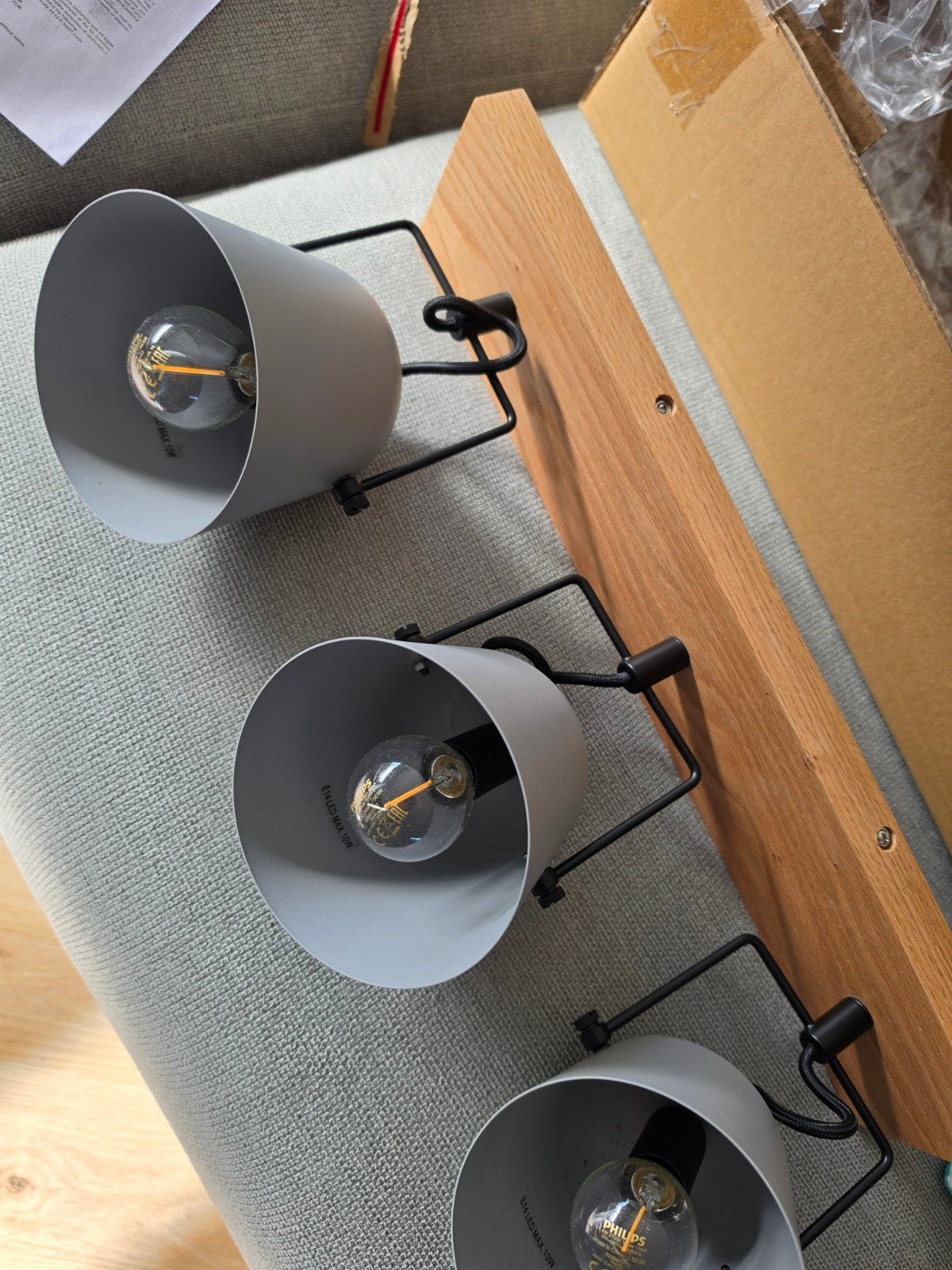 Nieuw in doos! Lindby lamp met 3 spots, Ophalen of Verzenden, Nieuw