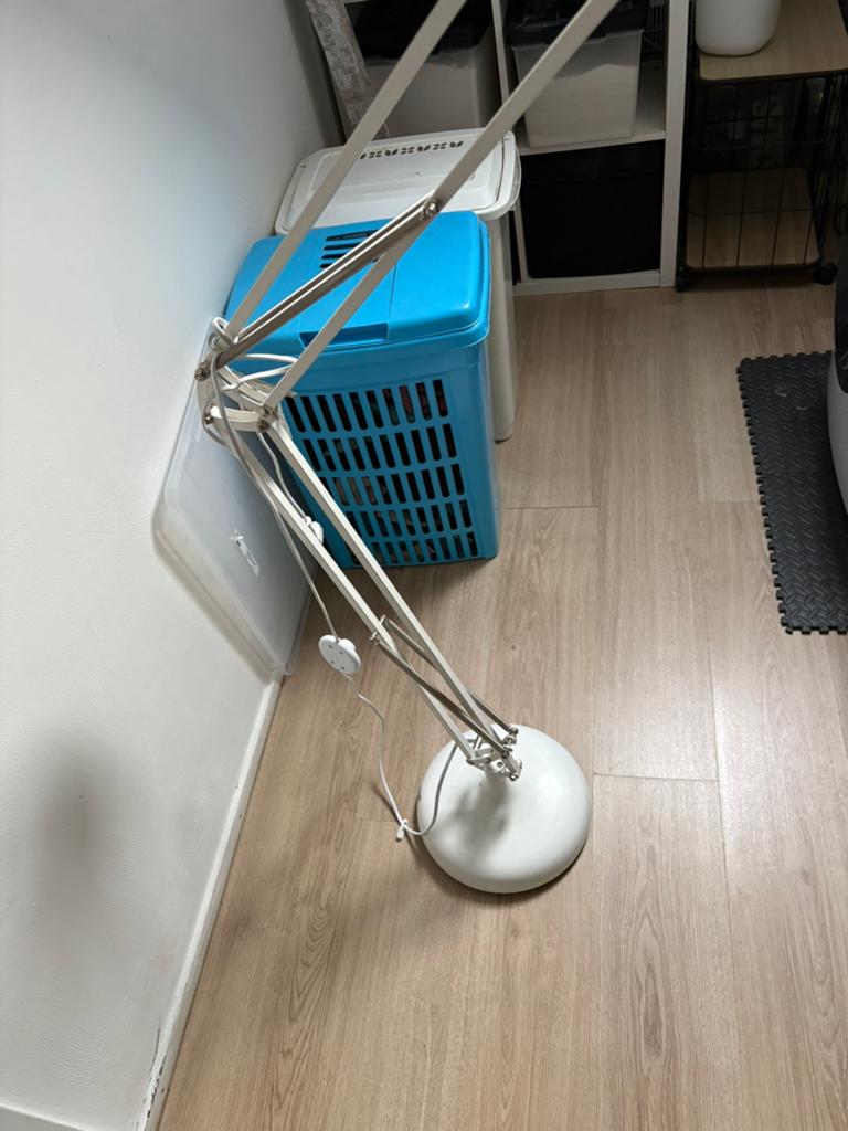 Witte verstelbare vloerlamp/leeslamp, Ophalen of Verzenden, Gebruikt, Metaal, 150 tot 200 cm