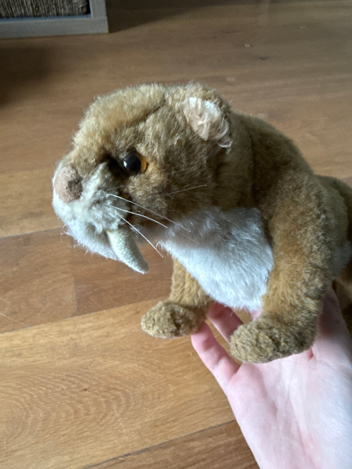 Hansa Creation sabeltandtijger knuffel (ca. 30 cm), Gebruikt, Overige merken, Overige typen, Ophalen of Verzenden