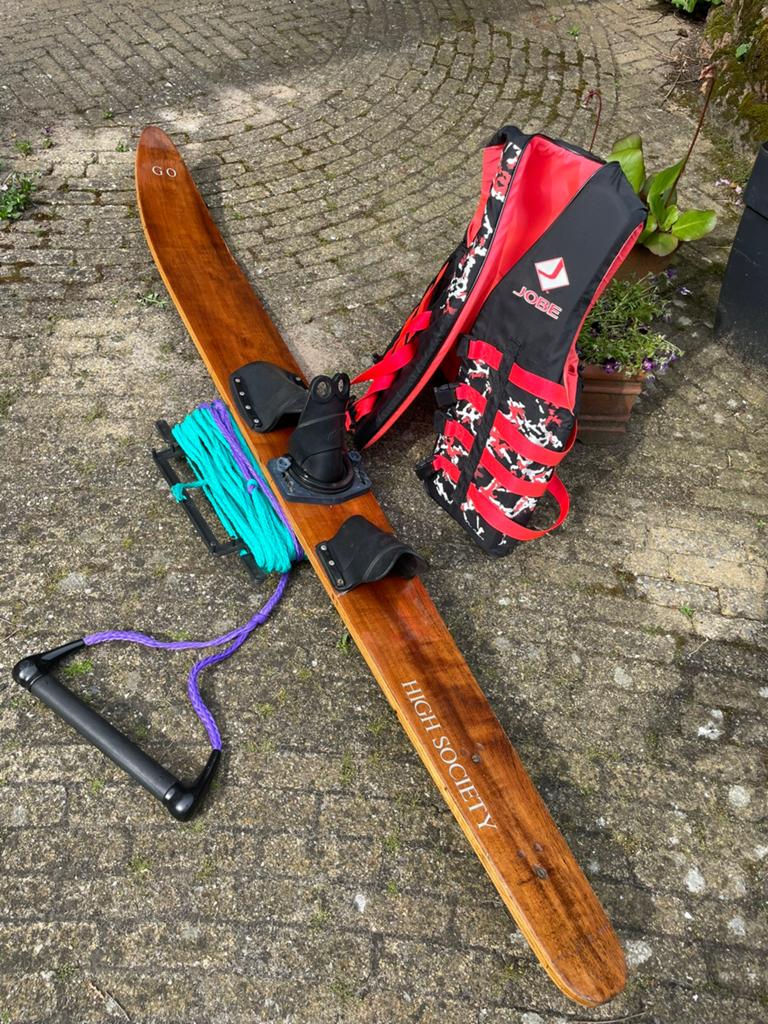 Jobe drijfvest & houten vintage mono waterski en koord, Watersport en Boten, Gebruikt, Met zwemvest(en), Monoski of Slalomski