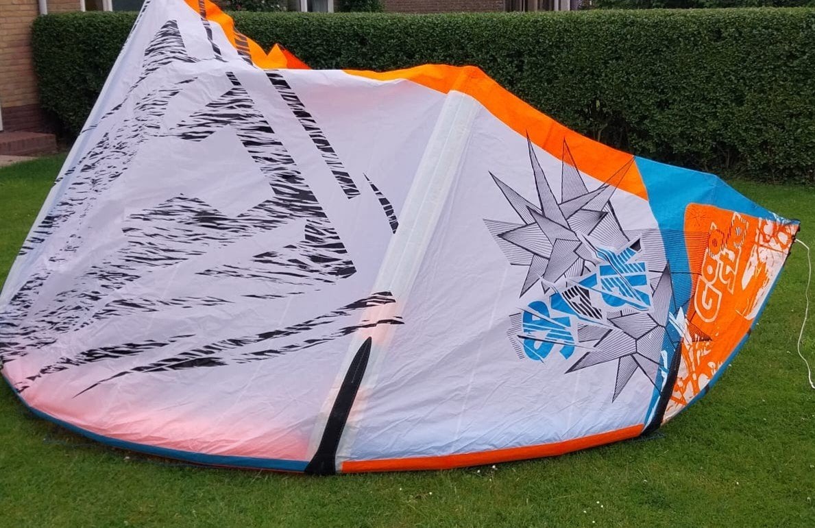 Complete kite set gaastra spark 9.0, Watersport en Boten, Kitesurfen, Twintip, Ophalen of Verzenden, Zo goed als nieuw