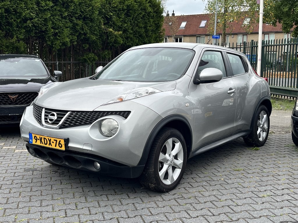 Nissan Juke 1.6 CVT 86KW 2013 Grijs, Auto's, Nissan, Stof, 1250 kg, 4 cilinders, Origineel Nederlands
