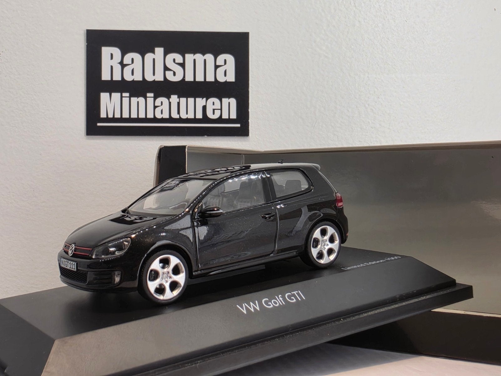 Volkswagen golf mk6 GTI - Zwart - 1:43 Schuco, Hobby en Vrije tijd, Modelauto's | 1:43, Auto, Nieuw, Ophalen of Verzenden, Schuco