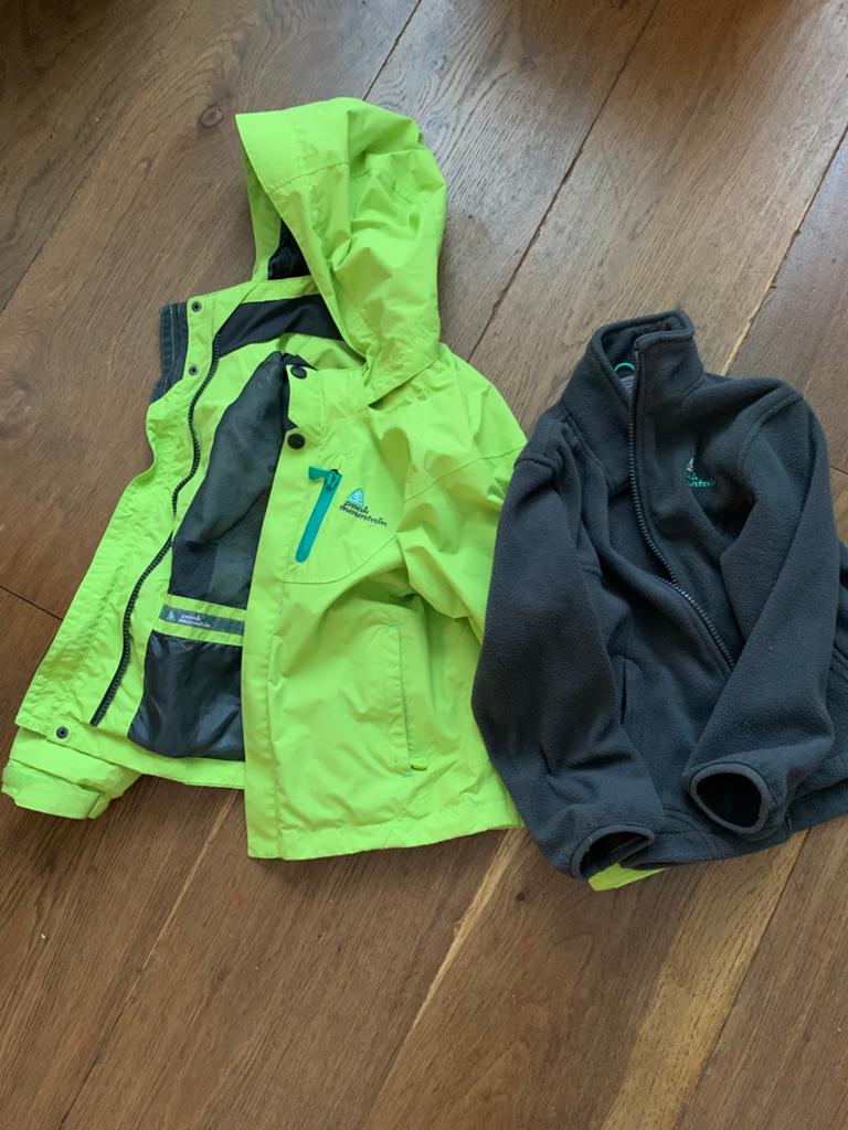 Kinderjasje voor 5 jarige, Ophalen of Verzenden, Zo goed als nieuw, Jongen, Jas