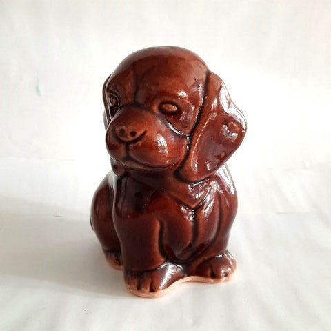 Vintage keramiek hondenbeeldje – sad puppy eyes.  Polen, Ophalen, Zo goed als nieuw, Dier