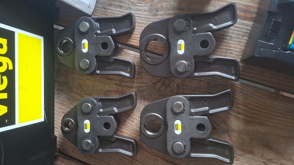 2x Viega Accu perstang! Pressgun 6 plus (Nieuw) en Picco, ., Ophalen of Verzenden, Zo goed als nieuw, .