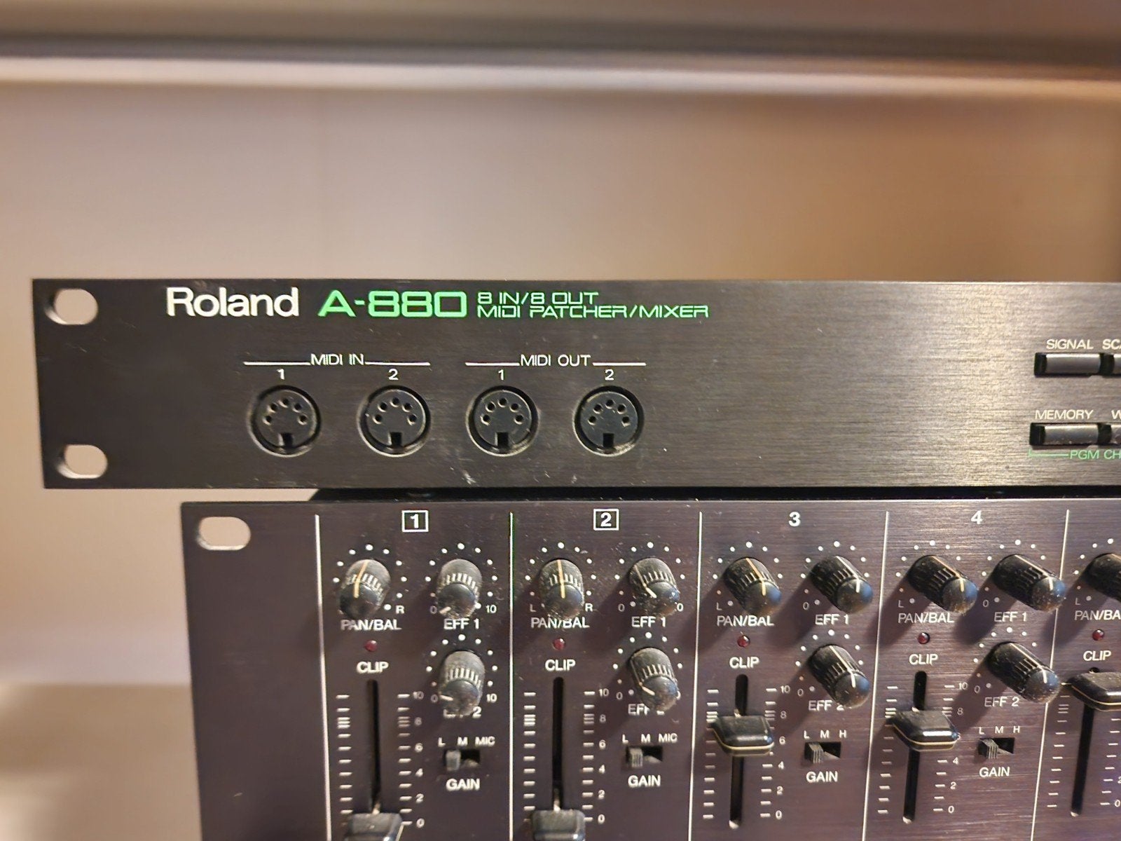 Roland A-880 MIDI Patcher/Mixer, Muziek en Instrumenten, Mengpanelen, Ophalen of Verzenden, Gebruikt, 10 tot 20 kanalen
