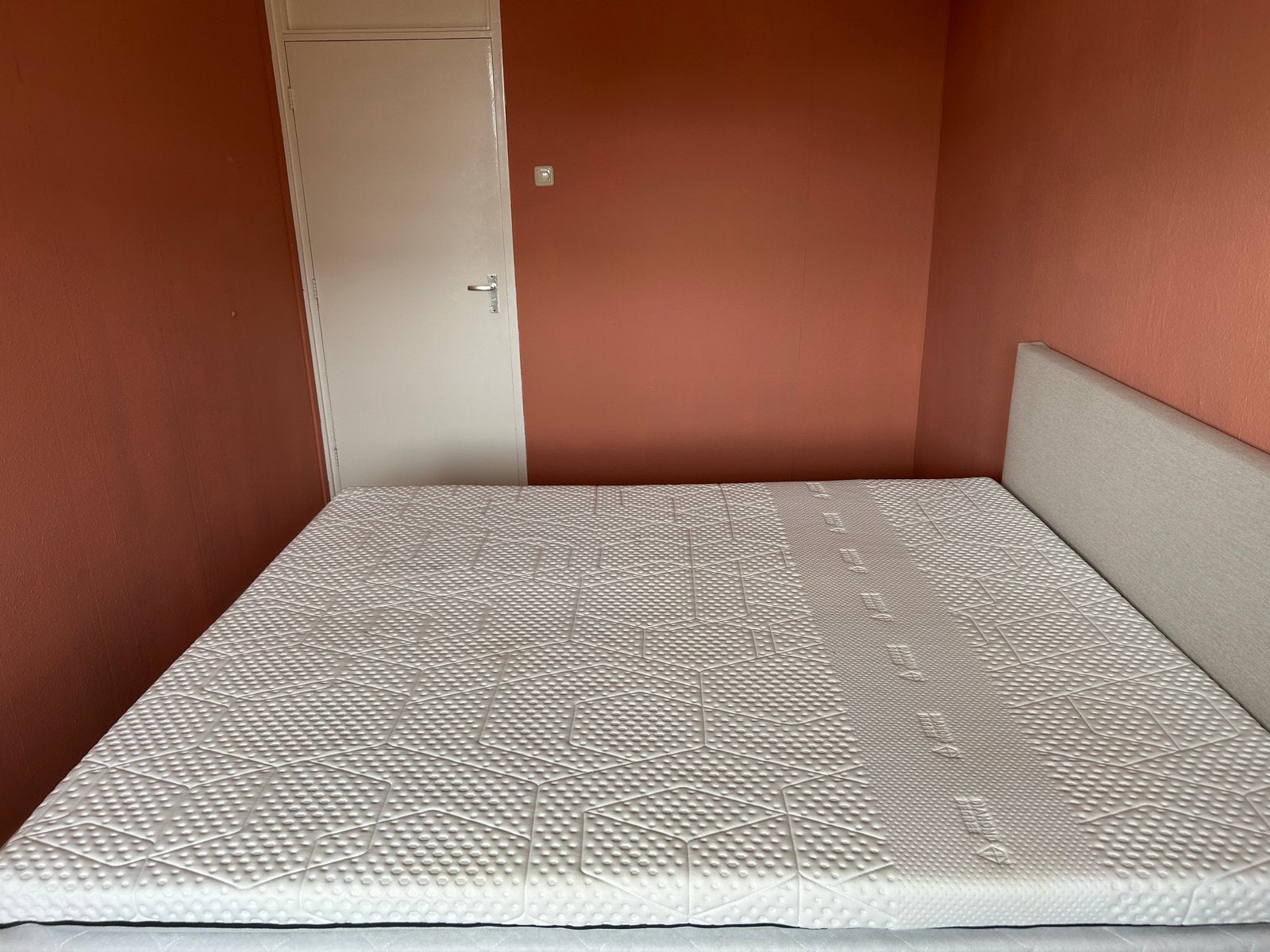 Boxspring bed met Emma Sleep topper en beschermhoes, Ophalen, Gebruikt, Tweepersoons, 180 cm
