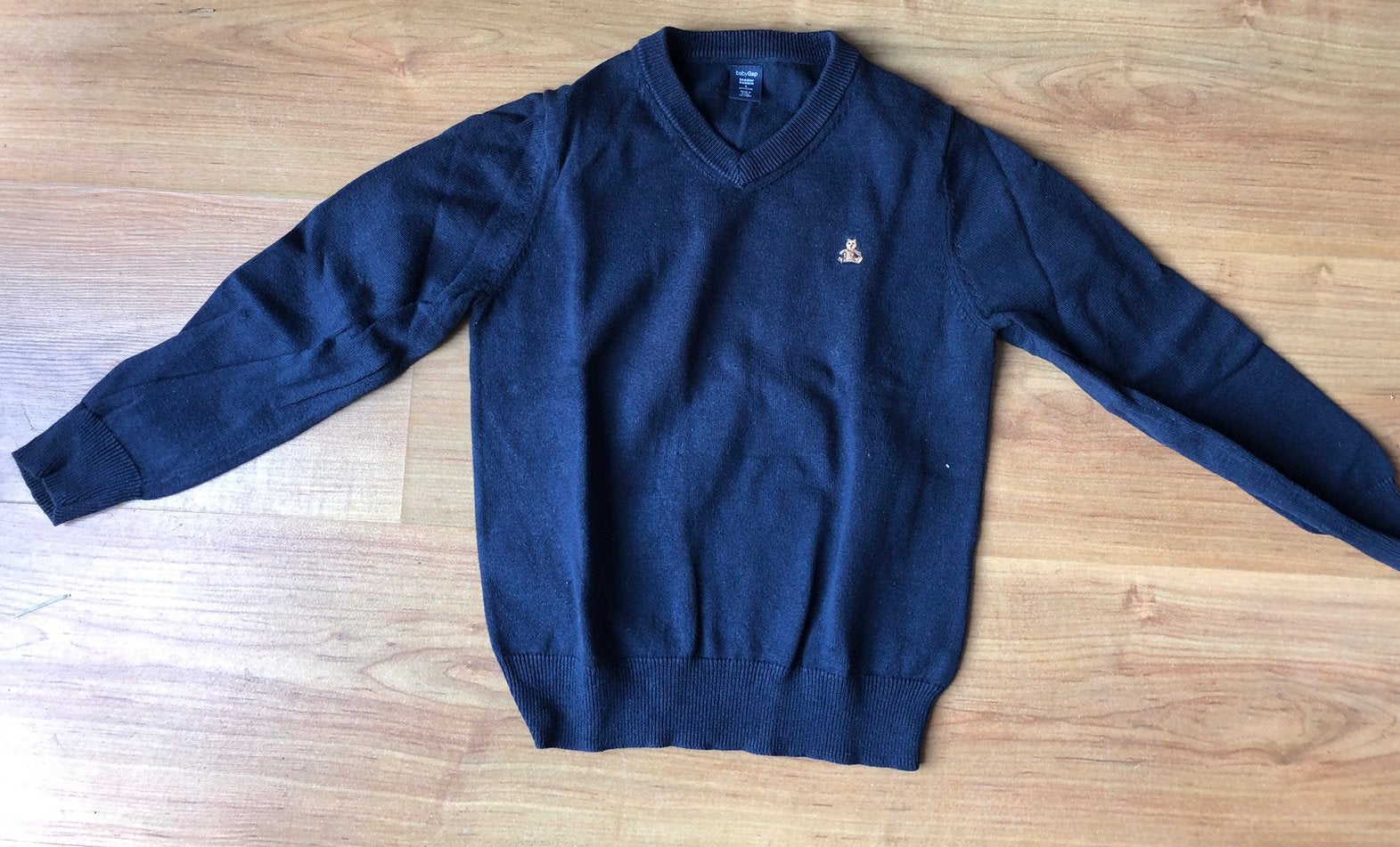 GAP donkerblauwe trui met beertje maat 5 (110), Kinderen en Baby's, Kinderkleding | Maat 110, Ophalen of Verzenden, Zo goed als nieuw
