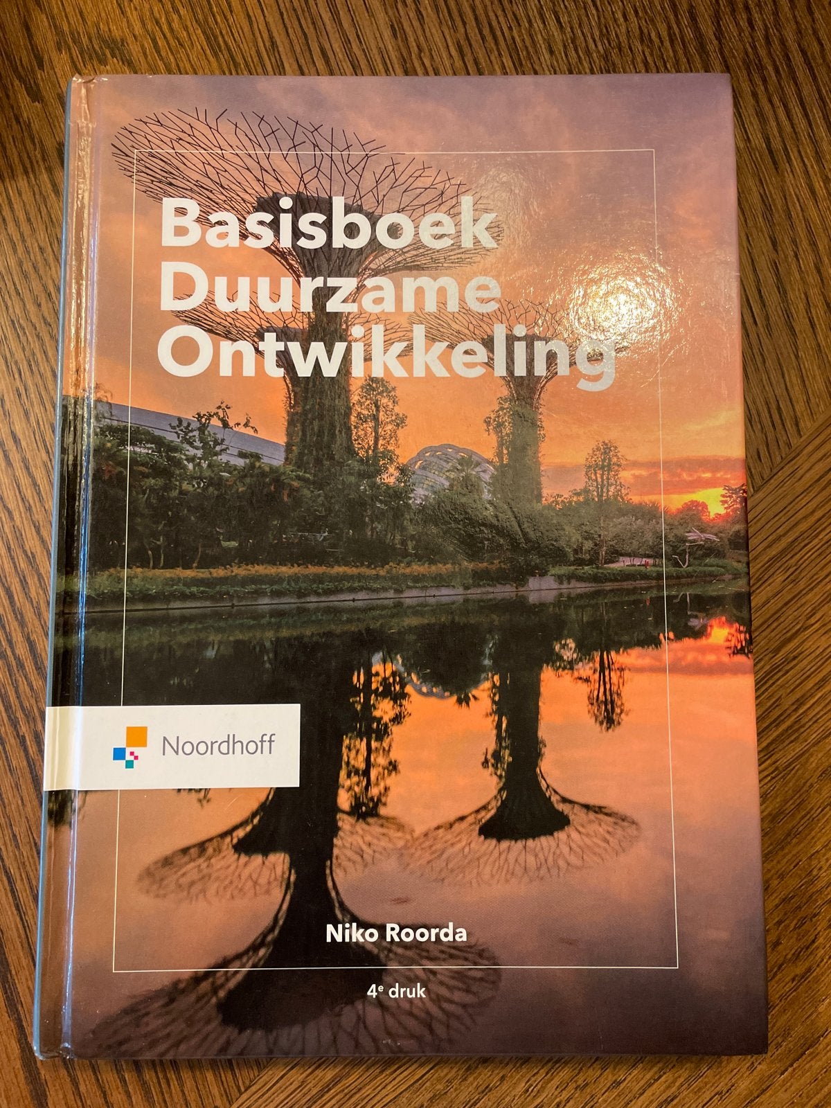 Basisboek Duurzame Ontwikkeling - 4e druk, Ophalen of Verzenden, Gamma, Zo goed als nieuw, HBO