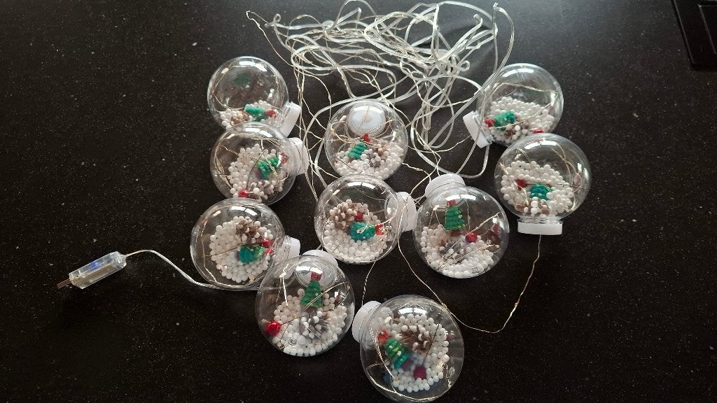 Unieke Sneeuwbal LED's - 5 Luxe Kerstslingers van 3 Meter, Diversen, Kerst, Ophalen of Verzenden, Nieuw