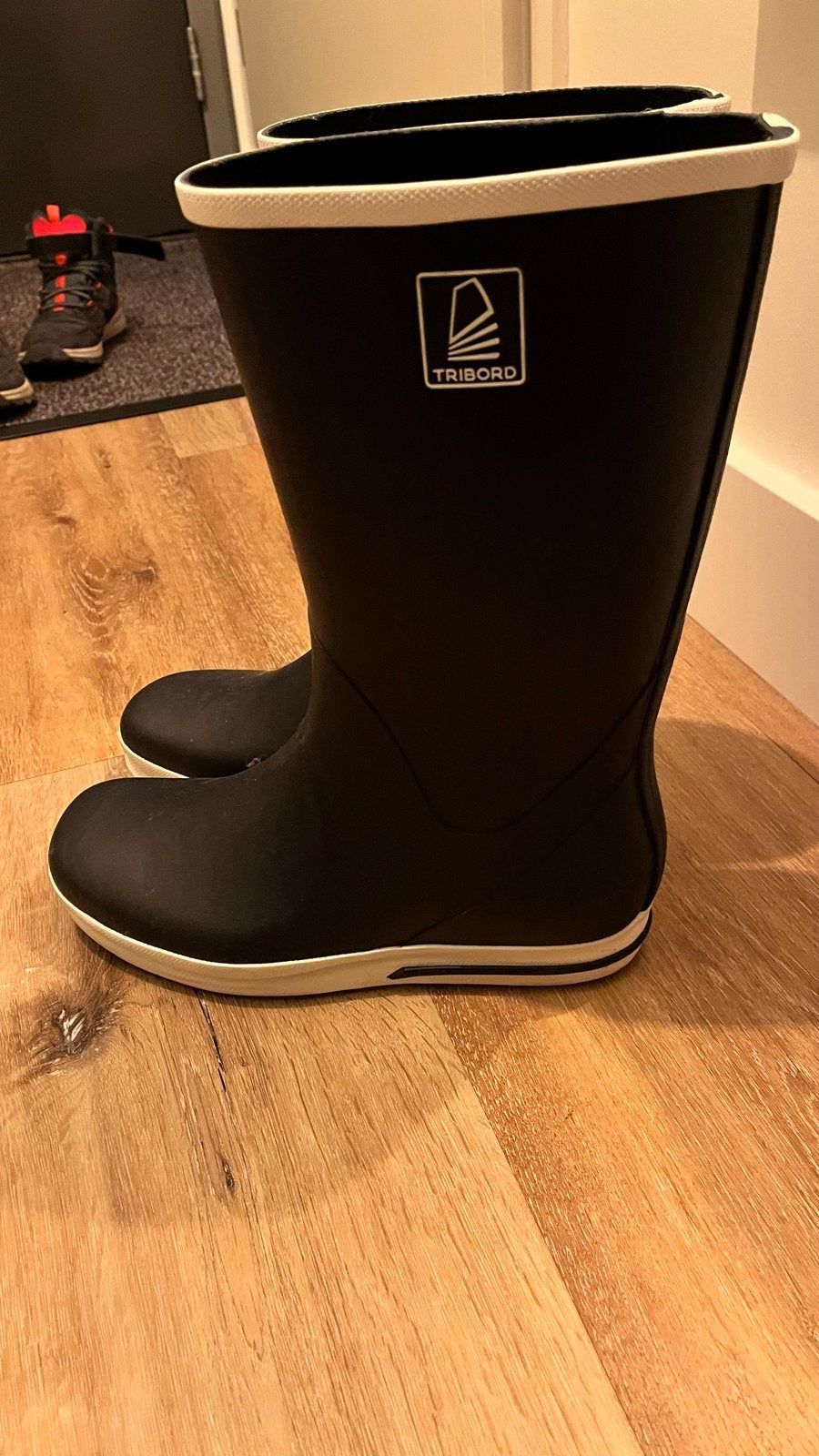 Decathlon Tribord Zeillaarzen - Maat 44, Watersport en Boten, Watersportkleding, Ophalen of Verzenden, Zo goed als nieuw, Dame of Heer