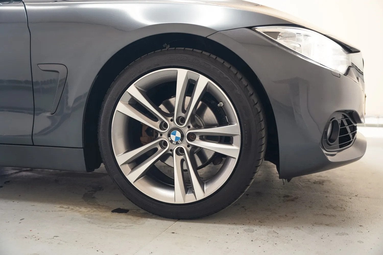 Foto 28 van BMW 4 Serie Gran Coupe 418i High Executive Aut. [ Sportstoel