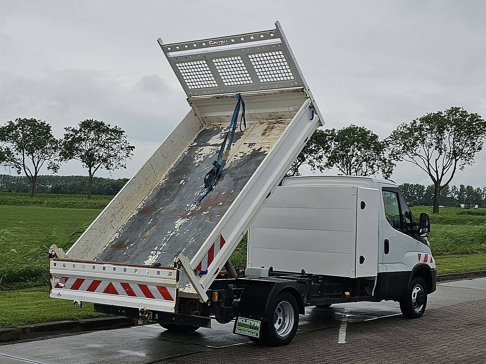 IVECO DAILY 35C14 kipper kist ac euro6, 136 pk, Gebruikt, Iveco, 2915 kg