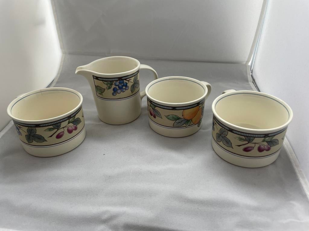 Mikasa Intaglio Garden Harvest Serviesonderdelen, Huis en Inrichting, Keuken | Servies, Gebruikt, Keramiek, Overige typen, Ophalen of Verzenden