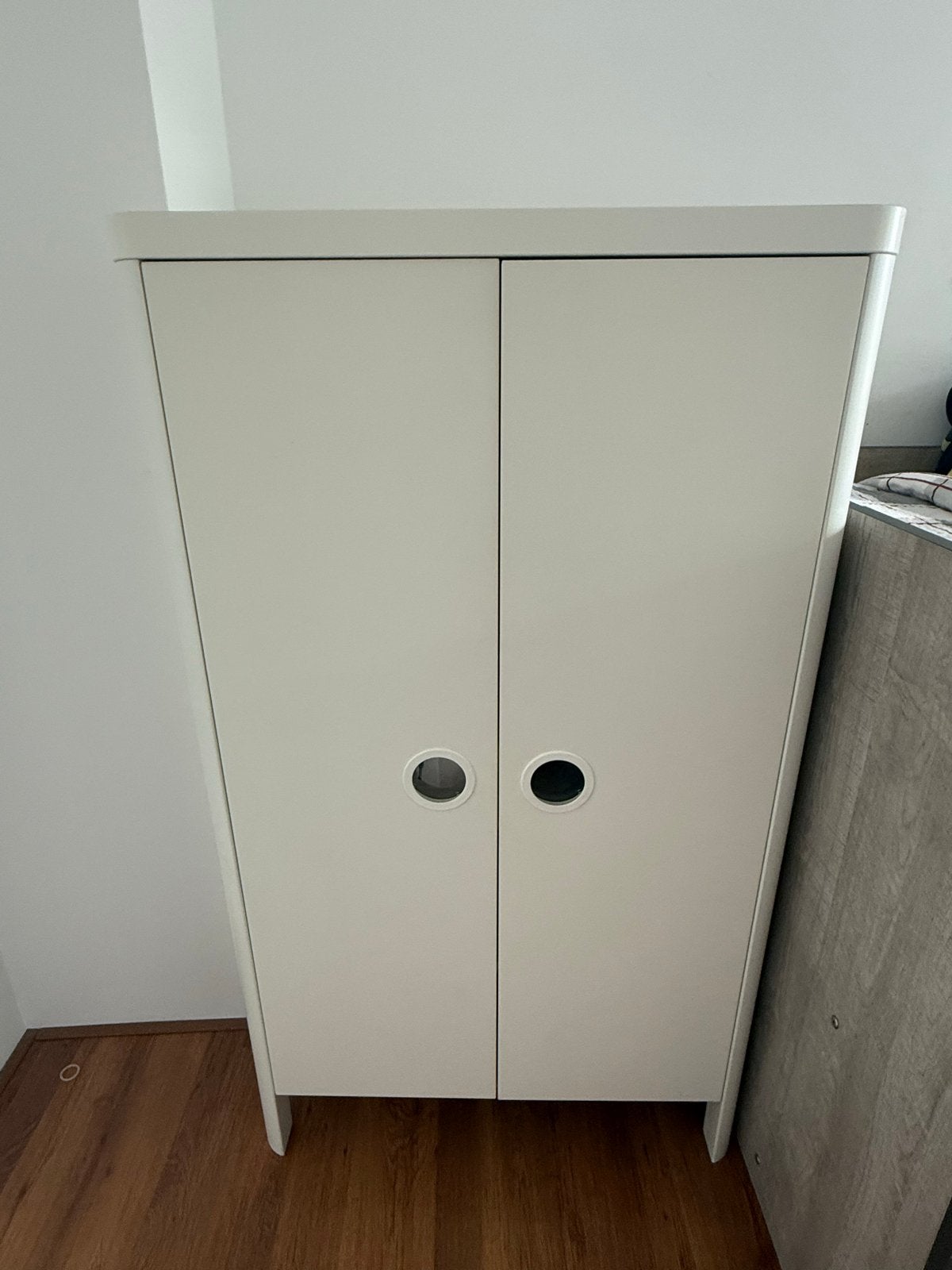 IKEA BUSUNGE Kledingkast + Ladekast (wit), Ophalen, Kast, 50 tot 70 cm, 105 cm of meer