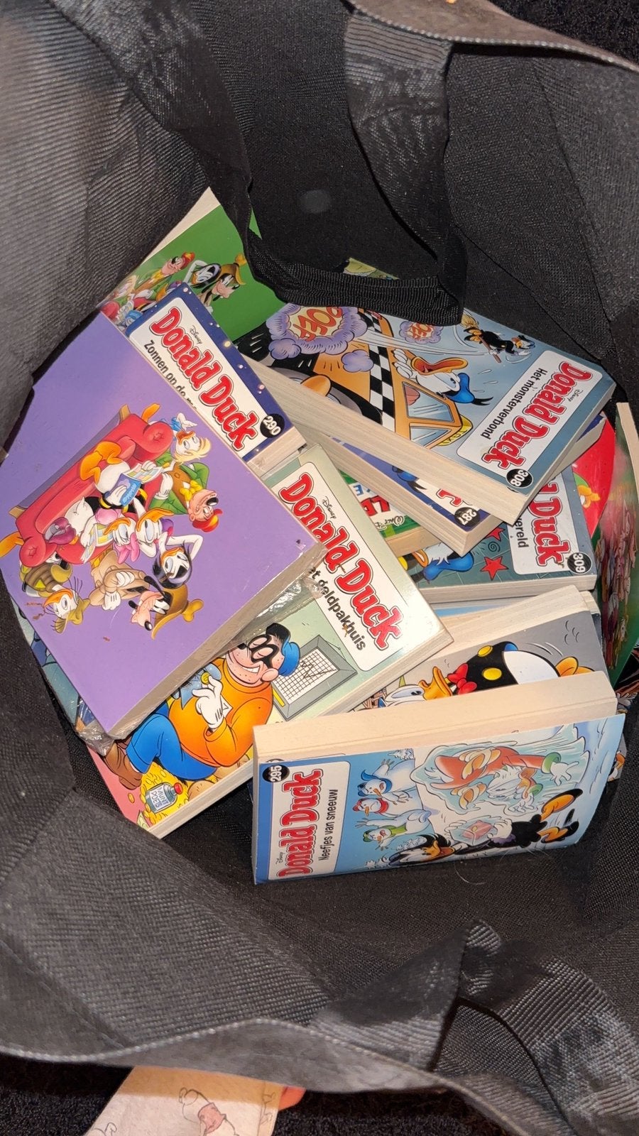 Gloednieuwe Donalds Ducks, Meerdere comics, Ophalen of Verzenden, Zo goed als nieuw, Europa