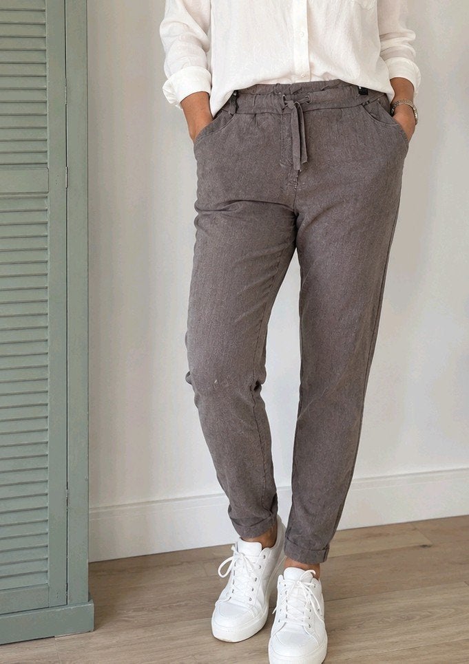 Comfy broekje taupe bruin, Maat 38/40 (M), Bruin, Ophalen of Verzenden, Zo goed als nieuw