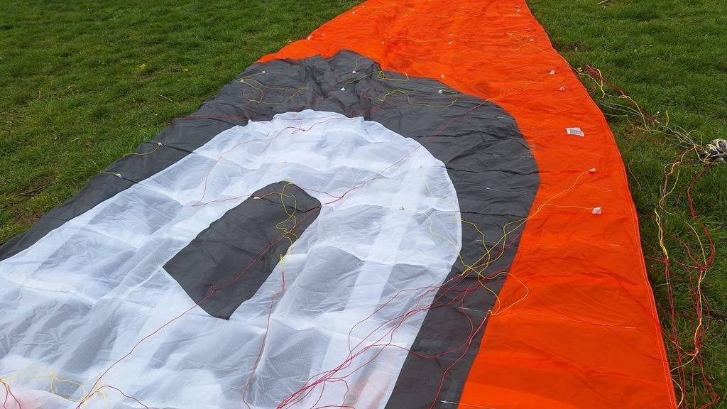 Pansh Kestrel 6, 10 en 18 m2 - OOK LOS TE KOOP!, Watersport en Boten, Kitesurfen, Geen board, Ophalen of Verzenden, Zo goed als nieuw