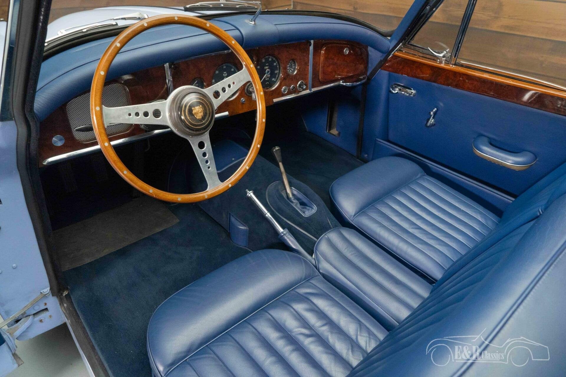 Jaguar XK150 Cabrio | Gerestaureerd | Hermès Blauw | 1960, Auto's, Achterwielaandrijving, 190 pk, Blauw, Leder